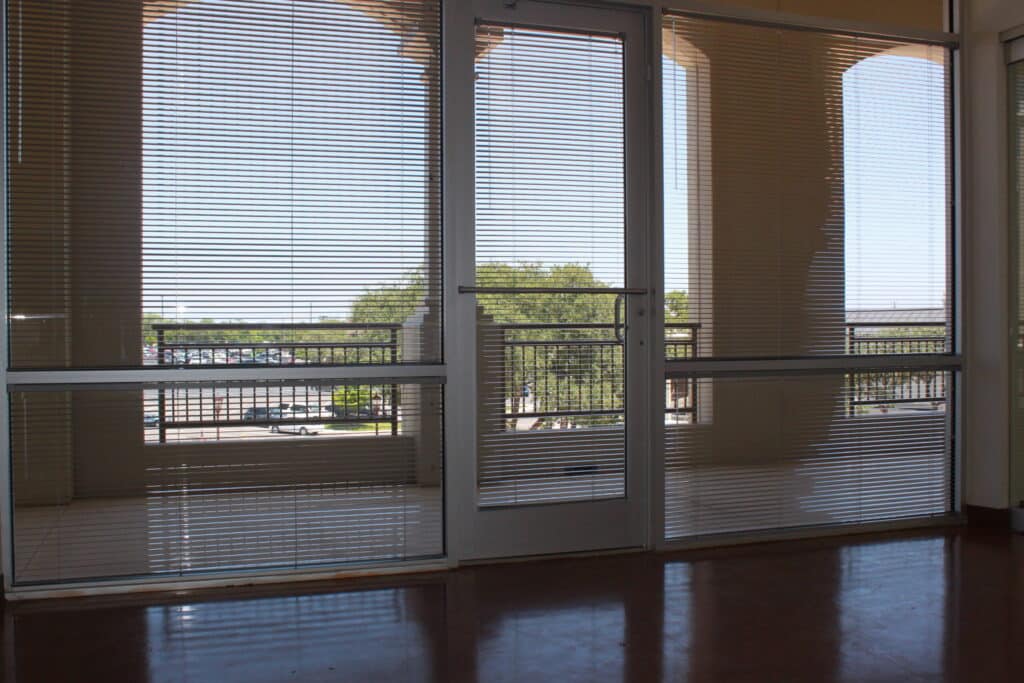 Aluminum Blinds Office