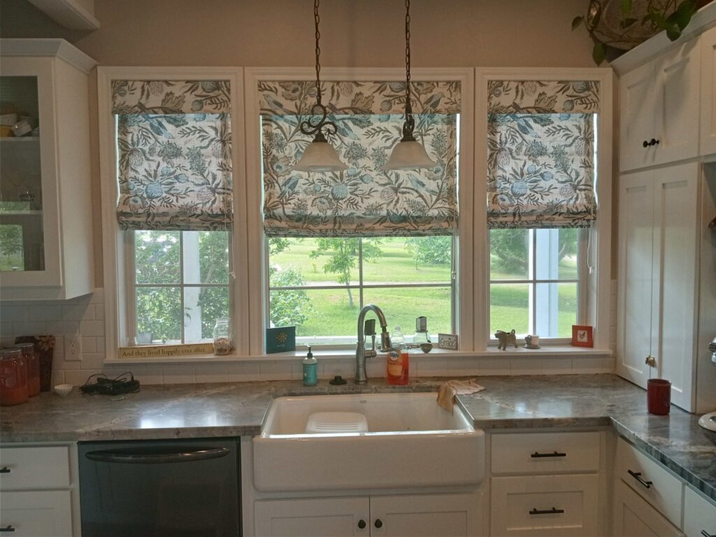 Roman Shade Pattern Sink